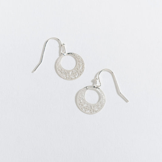 Sil Rnd Lace Drop Ear Sense Pe