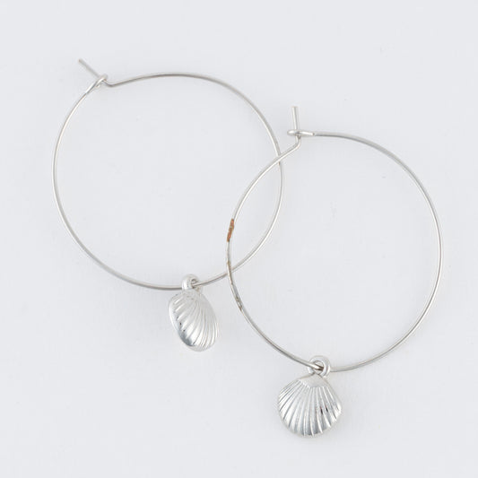 Dainty Seashell Hoop Earrings