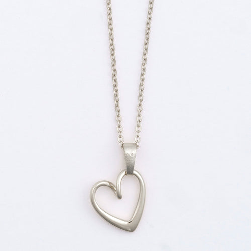 Dainty Heart Charm Necklace