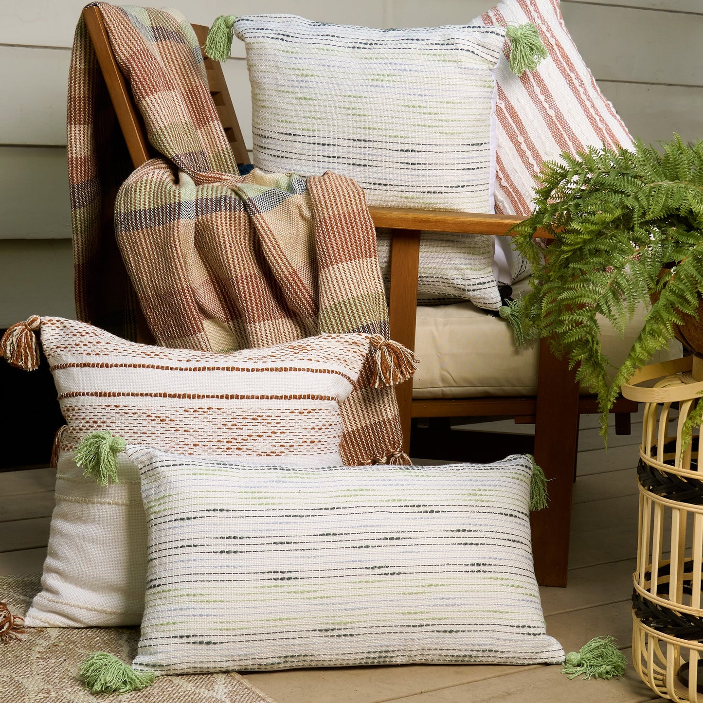 Carter Plaid Indoor/Outdoor 50x70 Throw