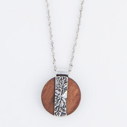 Dallyn Wood Pendant Necklace