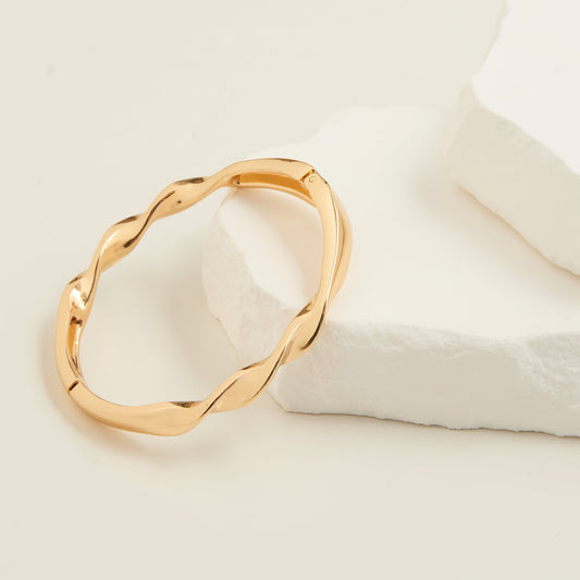 Lumi Twisted Hinged Cuff Bracelet