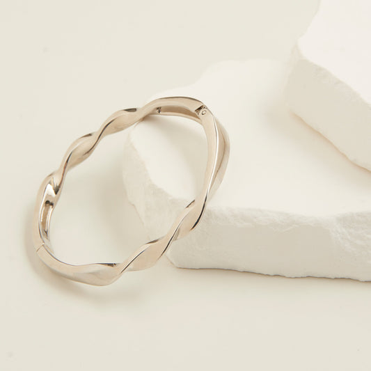 Lumi Twisted Hinged Cuff Bracelet