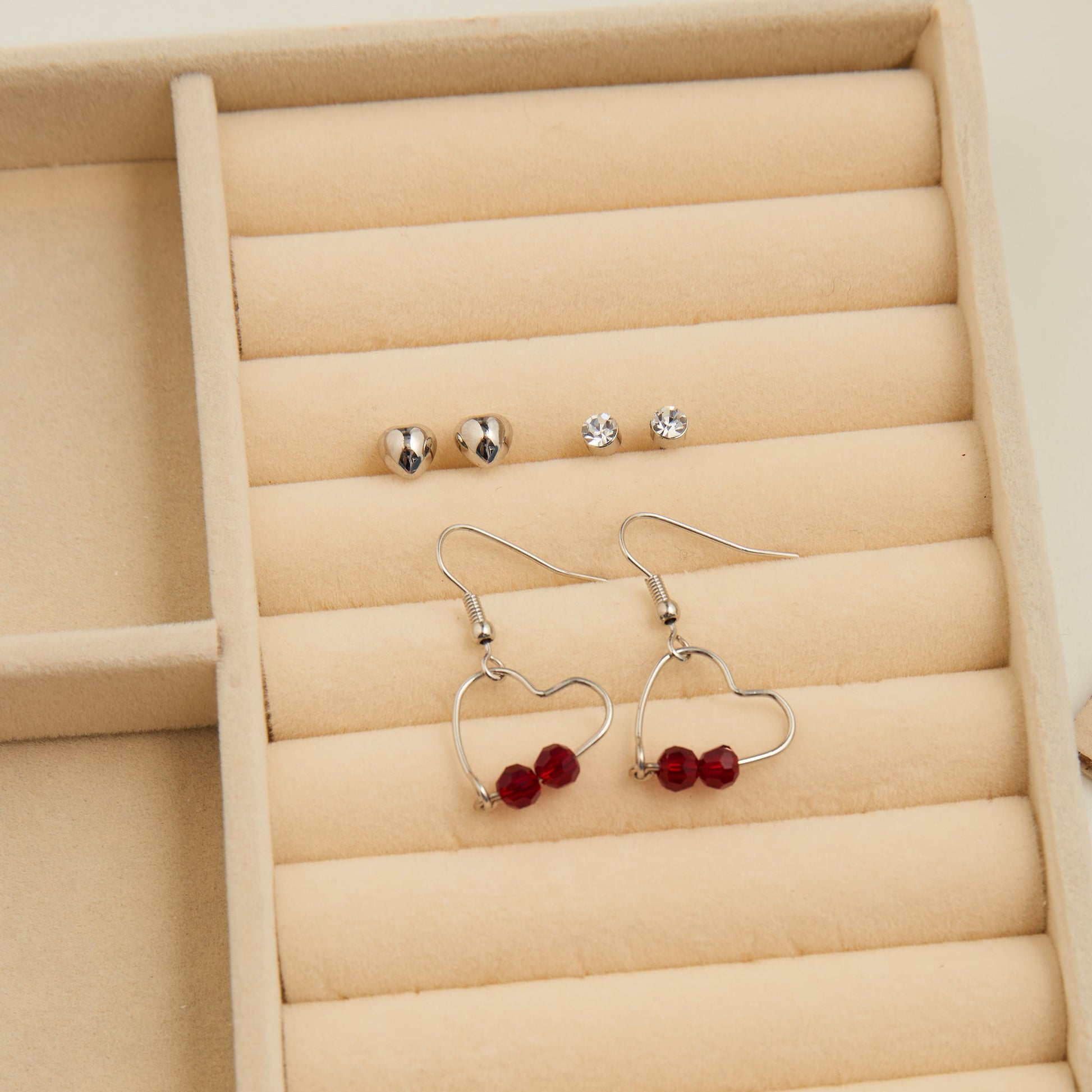 Mina Heart Frame Earring Trio