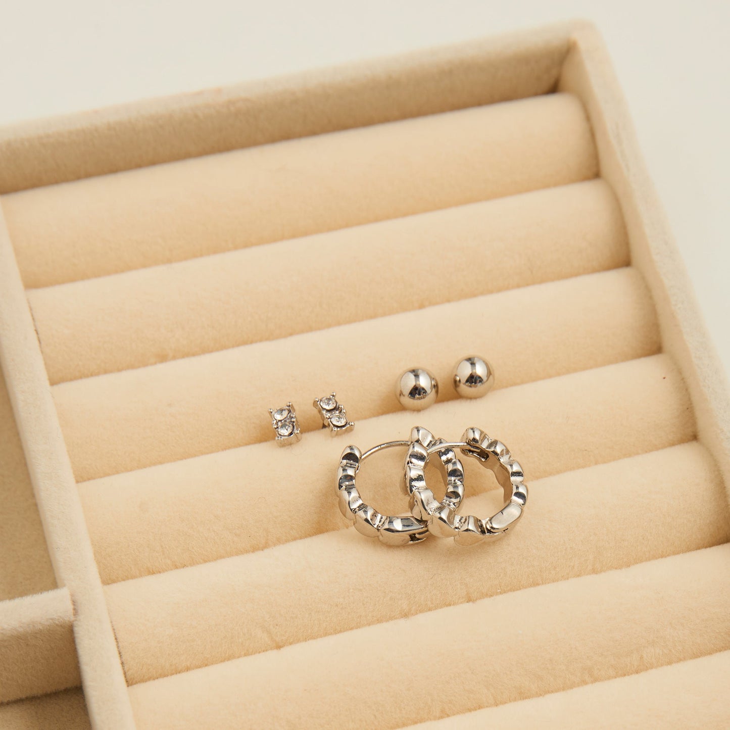 Mina Heart Hoop Earring Trio
