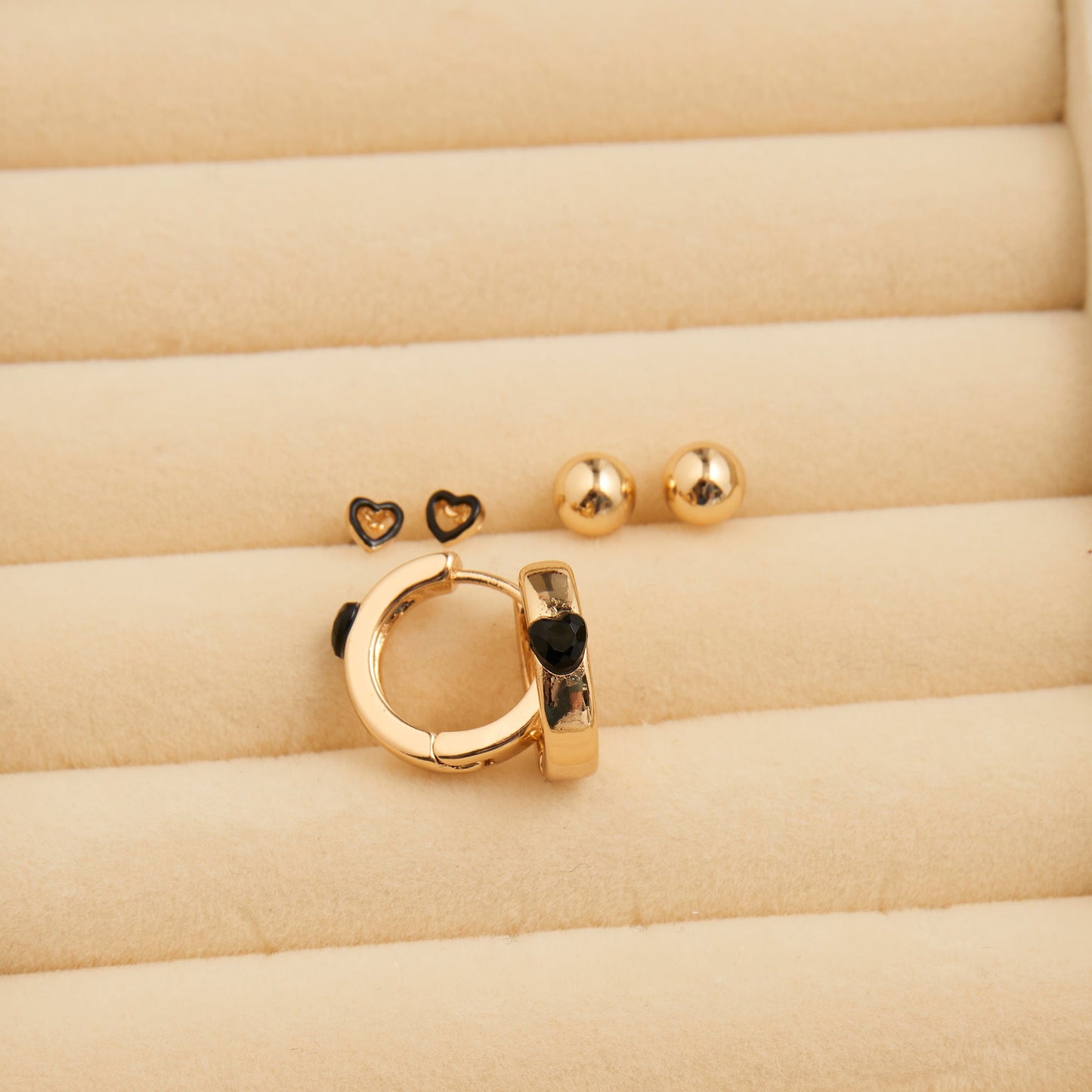 Mina Heart Huggie Hoop Earring Trio