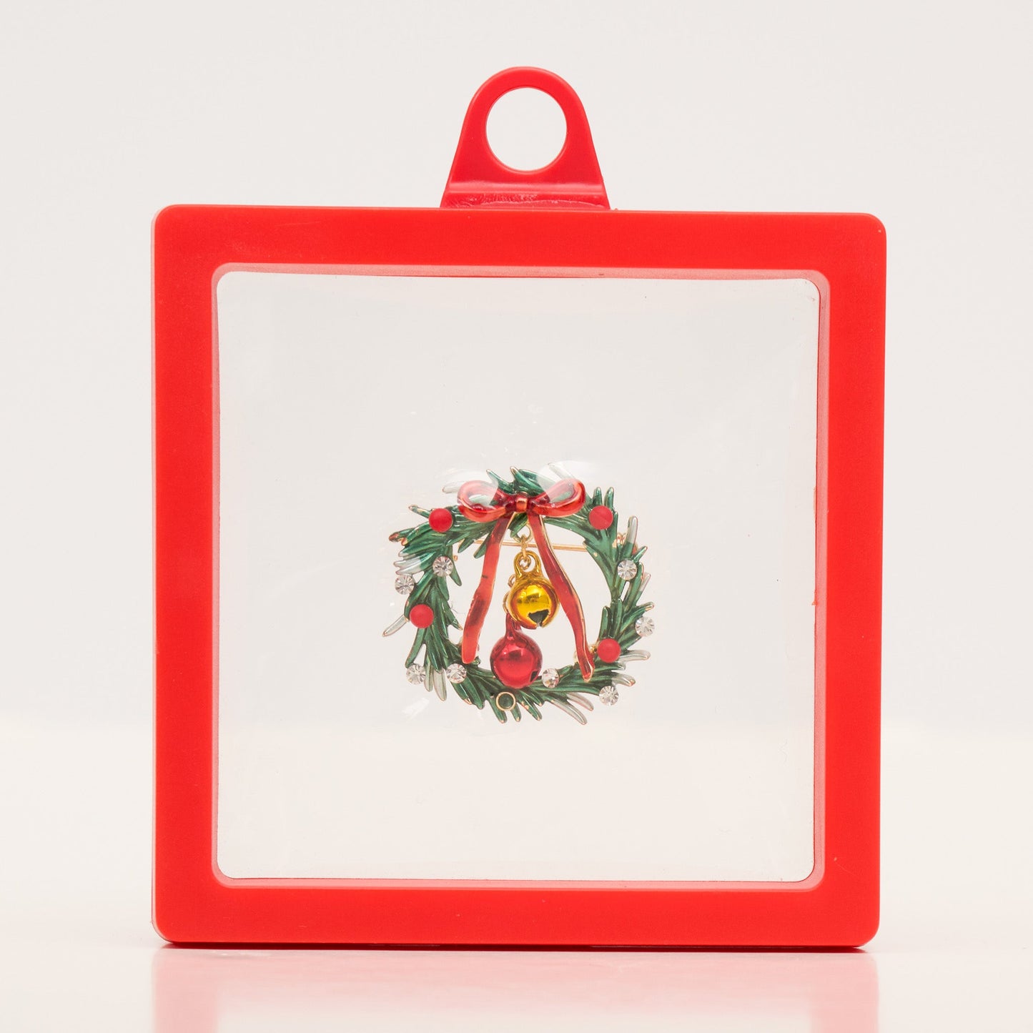 Holiday Wreath Brooch