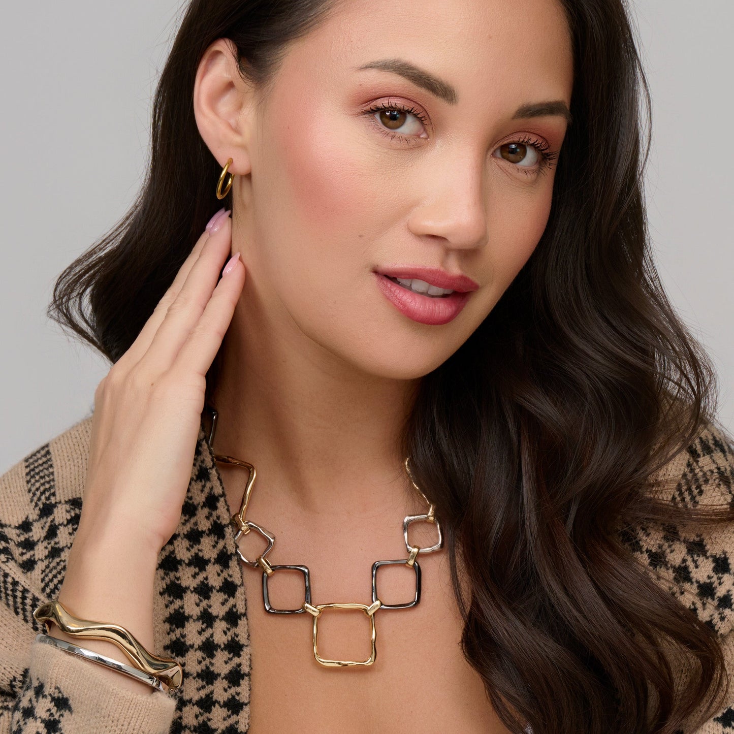 Willa Two Tone Chunky Square Link Collar Necklace