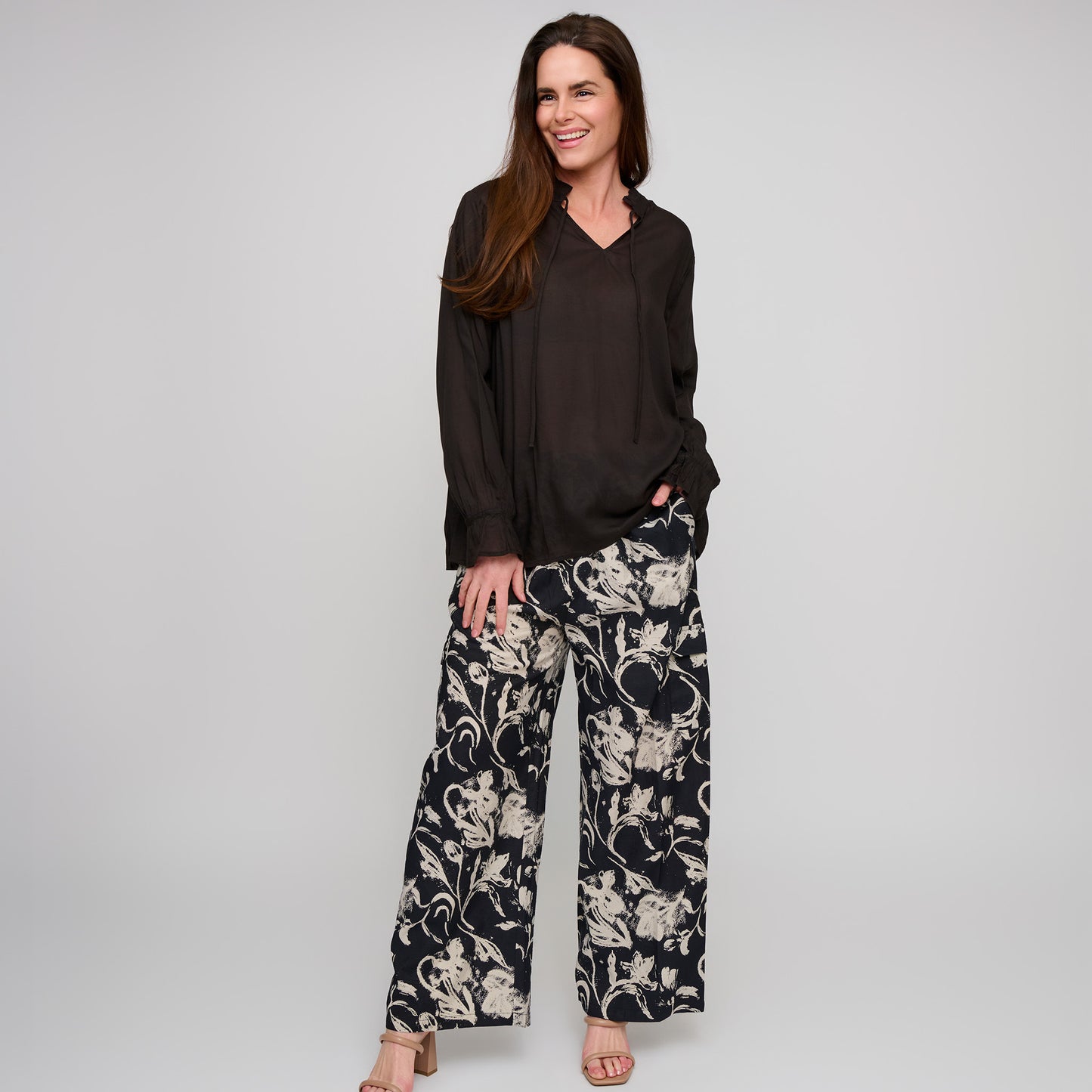 Laine Wide Leg Cargo Pants