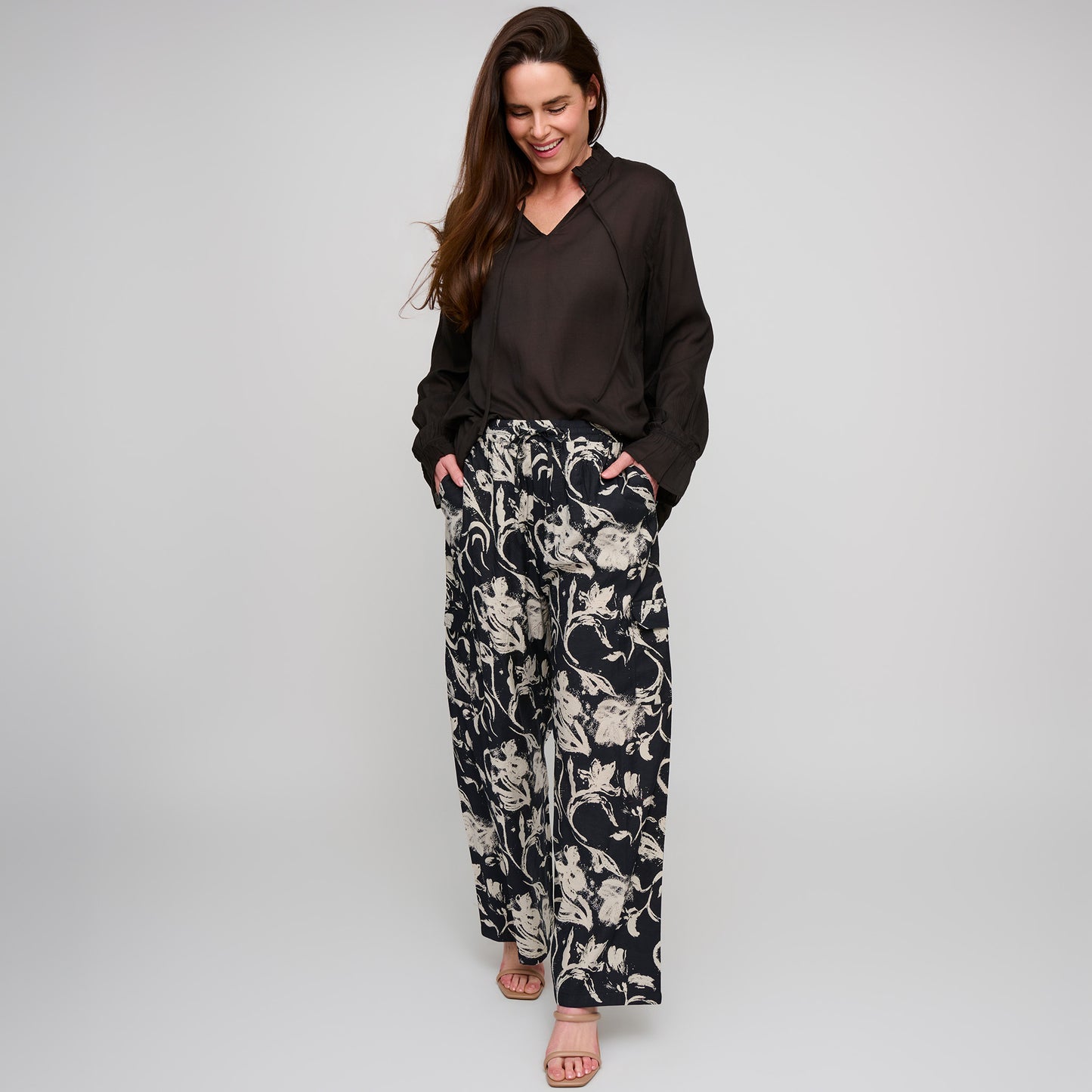 Laine Wide Leg Cargo Pants
