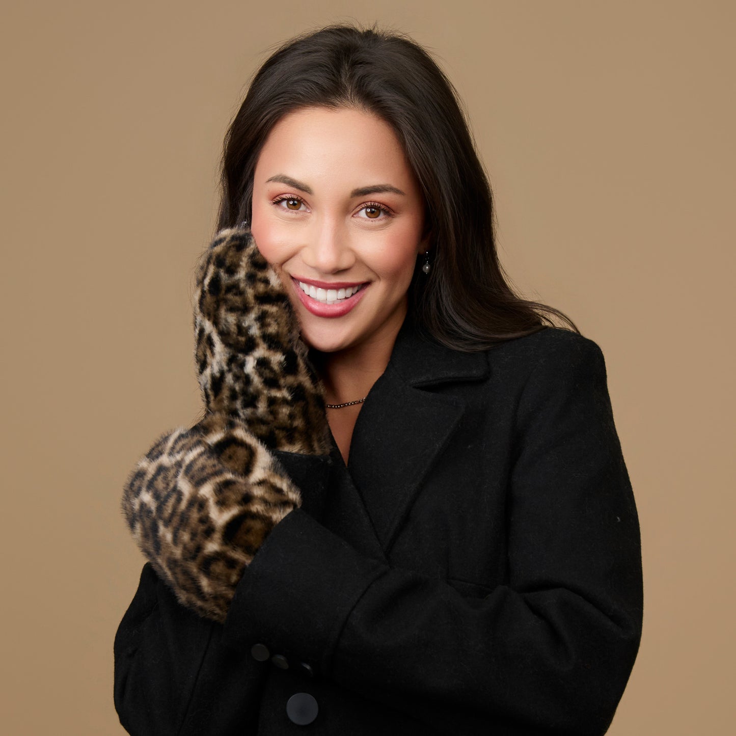 Roxy Leopard Print Faux Fur Mittens