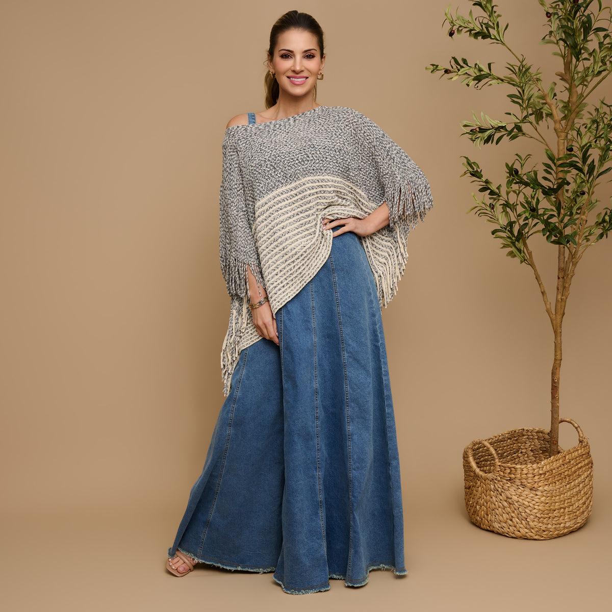 Brielle Chenille Knit Fringe Poncho